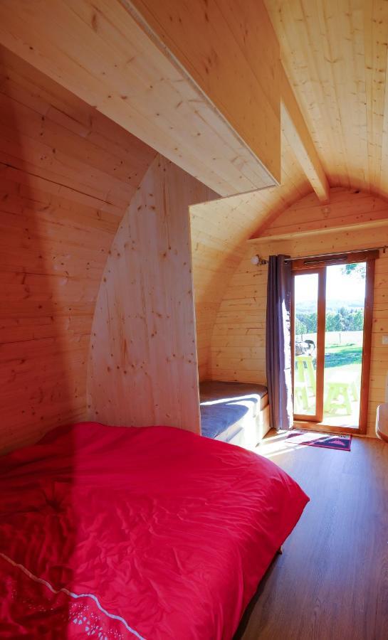 Les Roulottes De La Ferme Des Chanaux Saint-Julien-d'Ance Экстерьер фото
